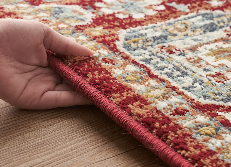 短めの毛足ですが、ふんわり柔らかい手触り