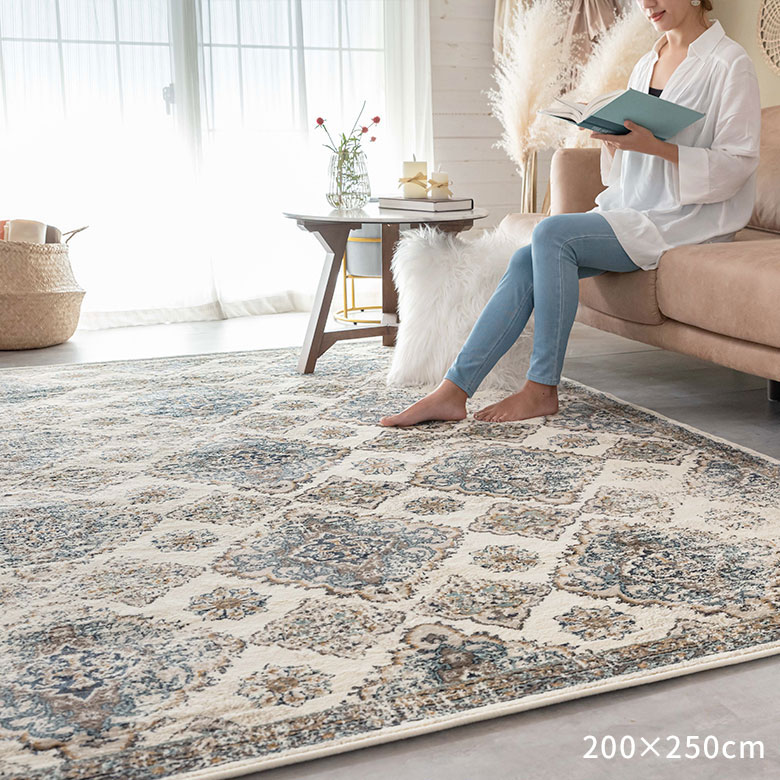 当店大人気のオリエンタル柄ラグ