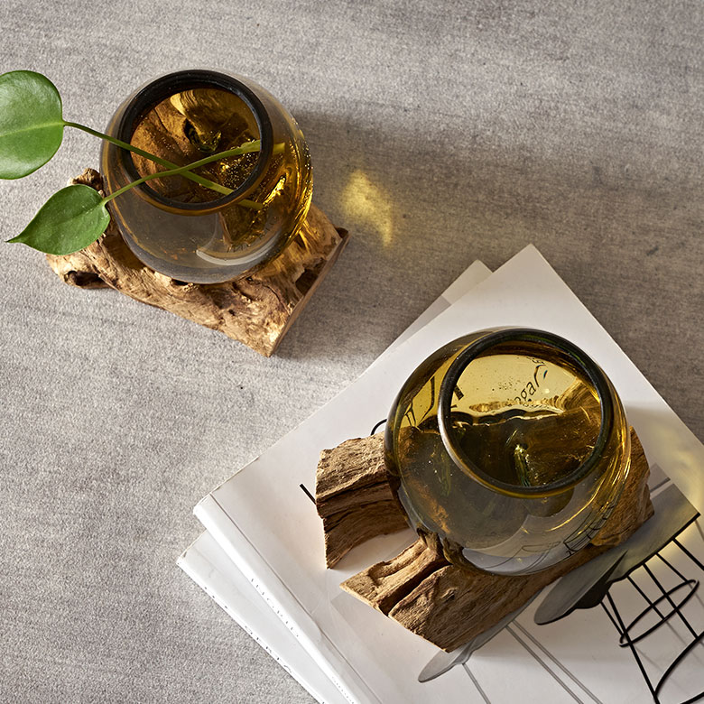 オブジェにもなるフラワーベース