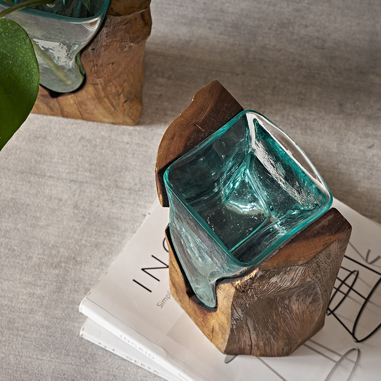 オブジェにもなるフラワーベース