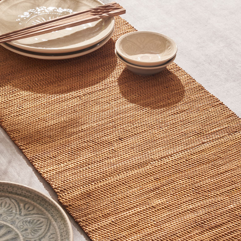 バリ島の伝統工芸品アタ