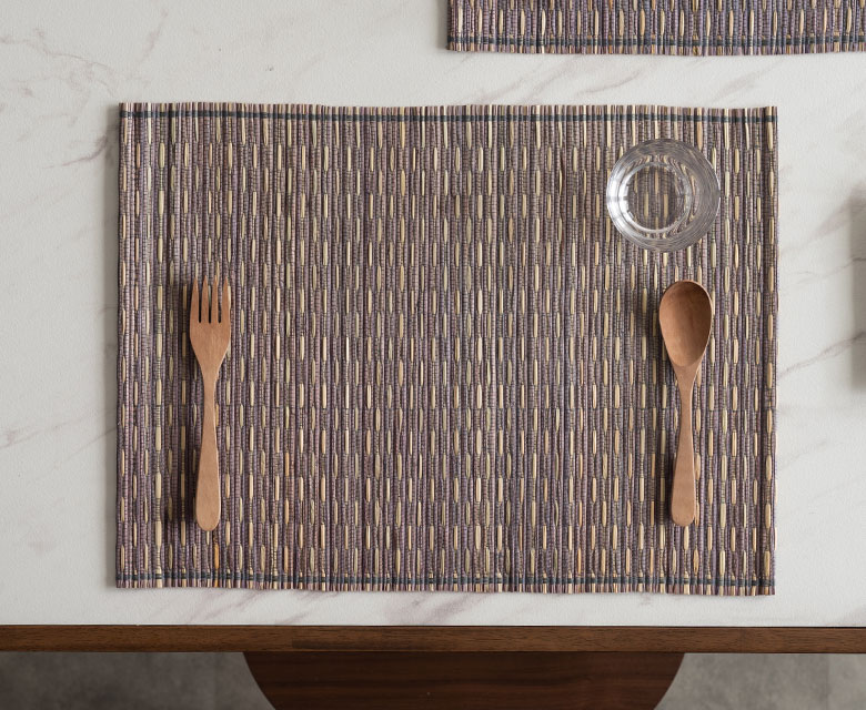 無地のデザインのプレースマット