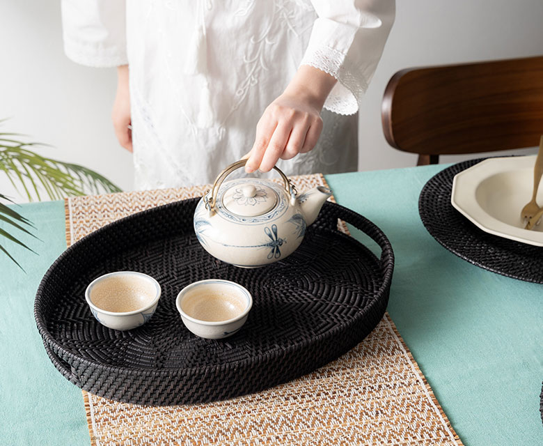 アジアンリゾートのな空間を作るラウンドコースター