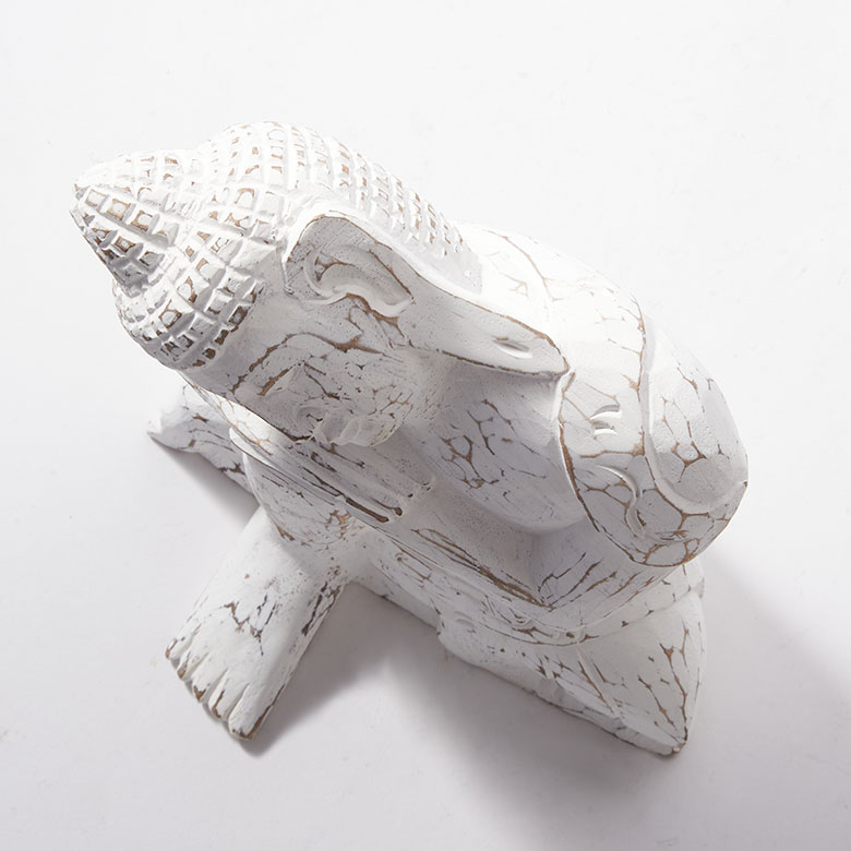 ハンドメイドの置物