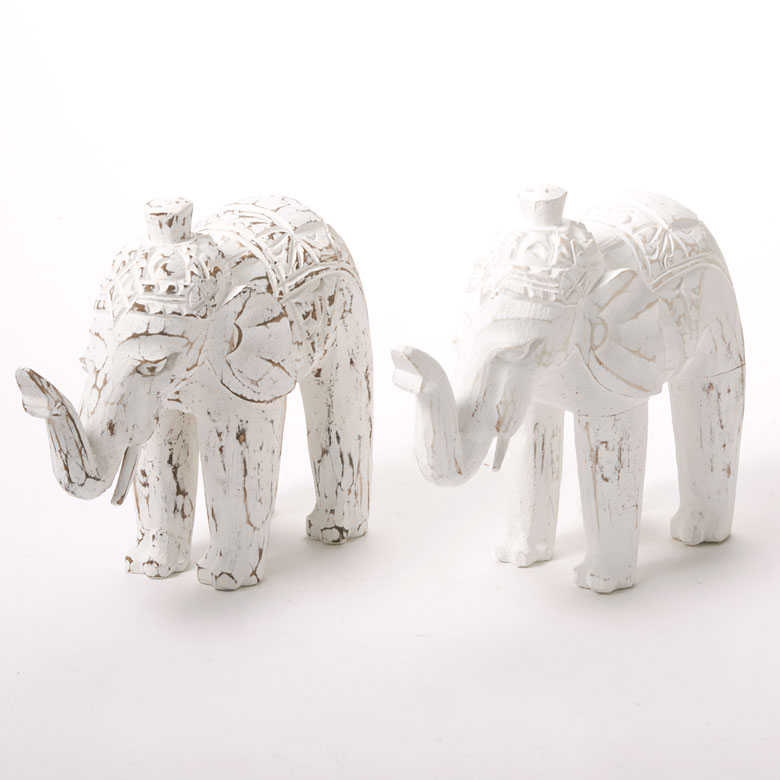 木彫りのオブジェ