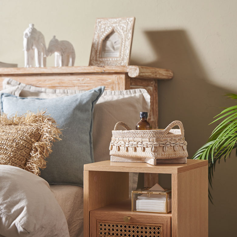 ホワイトラタンとバンブーの小物入れ