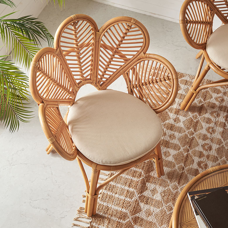 オリジナルのアジアン椅子