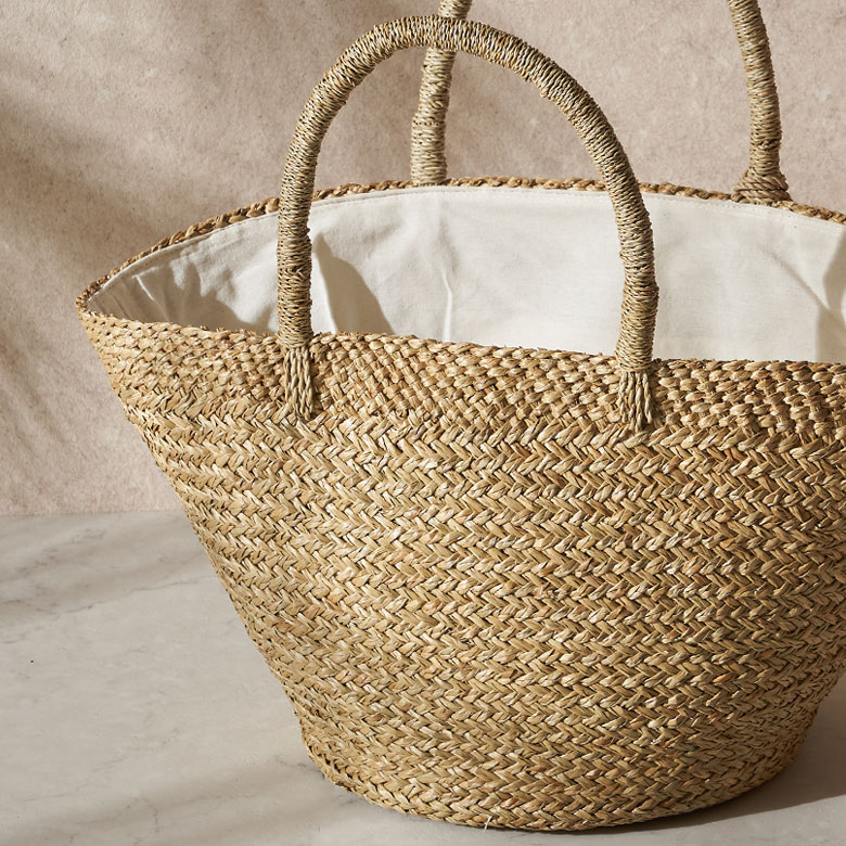 自然素材パームリーフのカゴバッグ