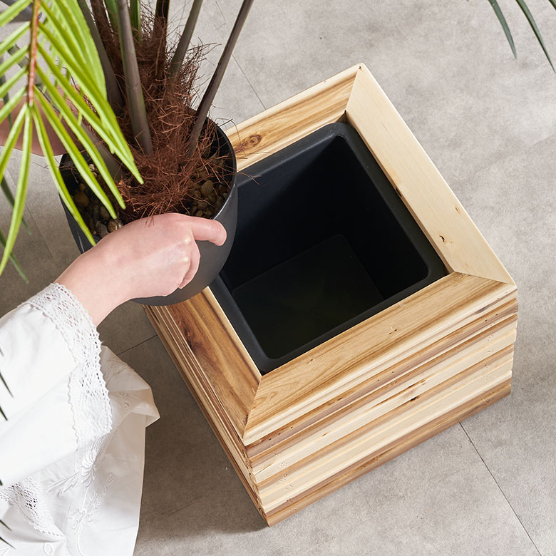 鉢ごと入れるだけ