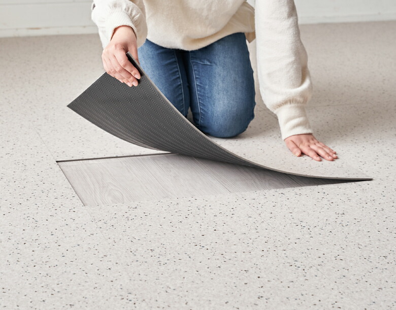 貼ってはがせて賃貸OK！