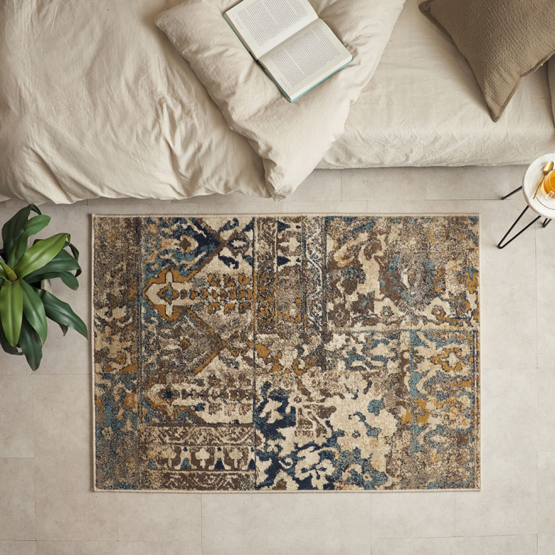 アンティークな雰囲気を醸し出しています