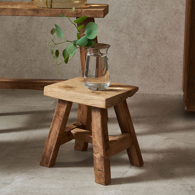 チークウッドのジャワのリクレイムドウッドベンチ