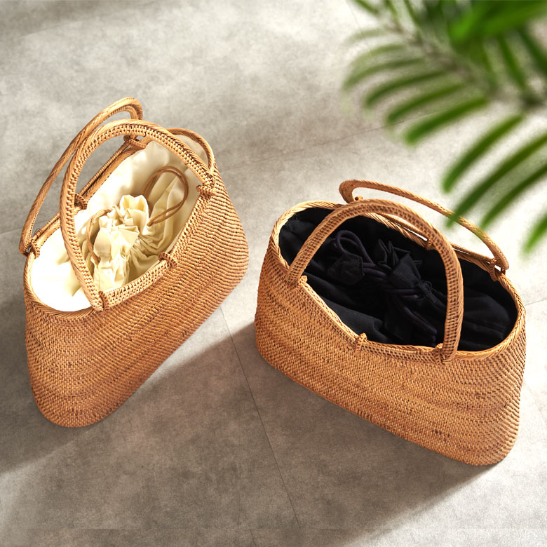 選べる2カラーの巾着