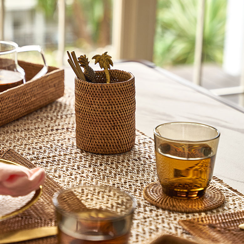 置くだけでナチュラルでアジアンな雰囲気に