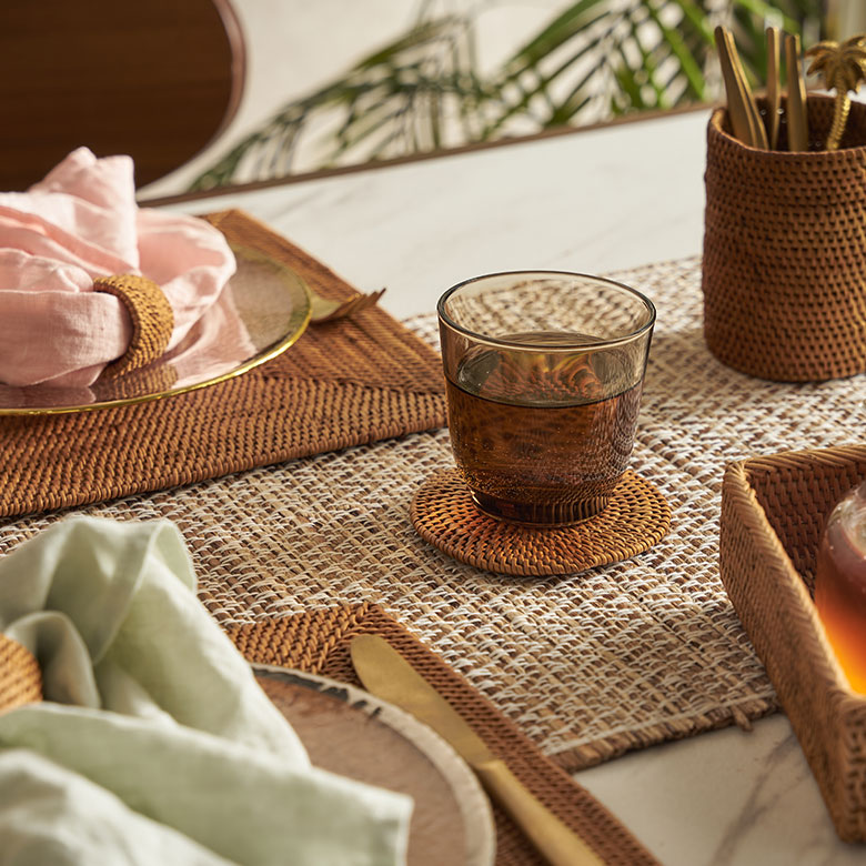 ご自宅のダイニング、来客用やカフェにもおすすめのコースター