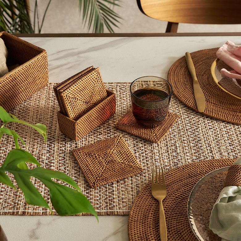 ご自宅のダイニング、来客用やカフェにもおすすめのコースター