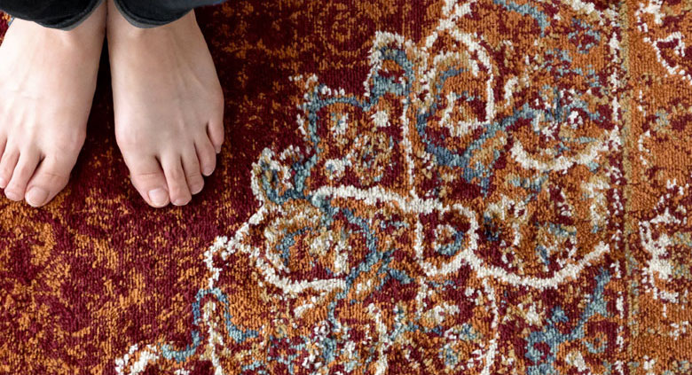 ペルシャ絨毯風ラグ レッド