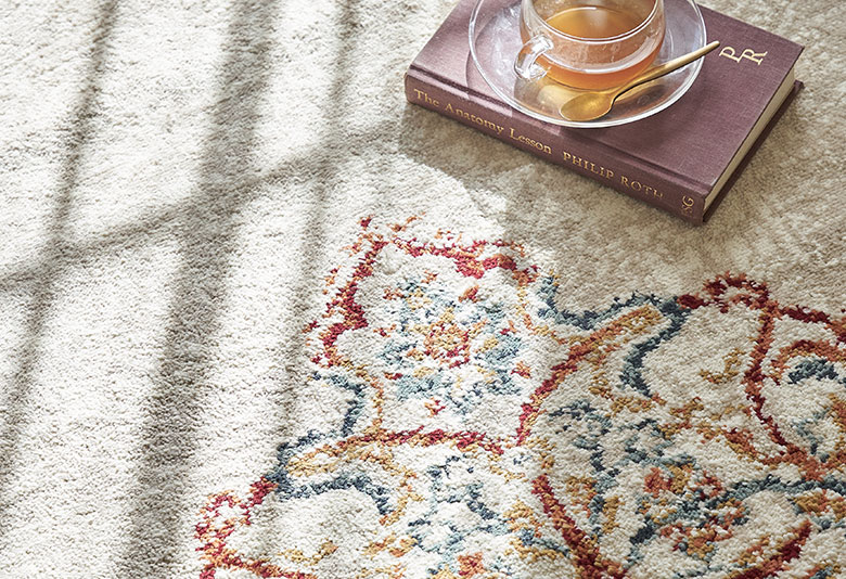 ペルシャ絨毯風ラグ Layla アイボリー