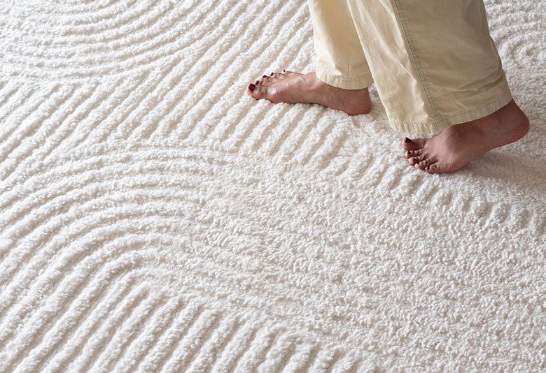 ウィルトン織とプリントラグの断面図比較