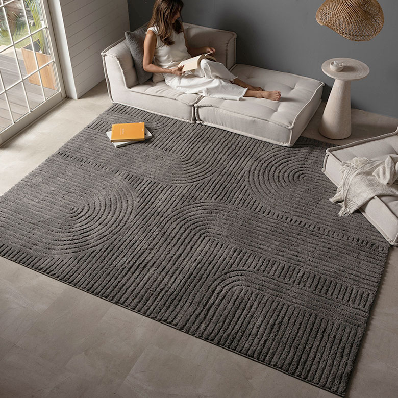 床暖房対応オールシーズン使えるおしゃれなエンボスデザインのウィルトン織ラグカーペット