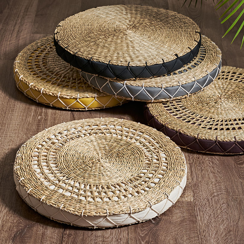 表も裏も使えるリバーシブルクッション