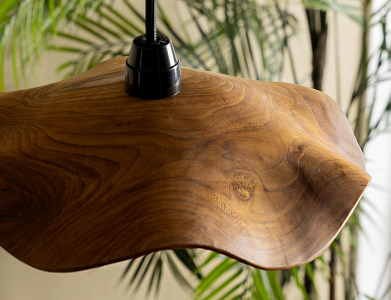 オイルフィニッシュの自然な手触り