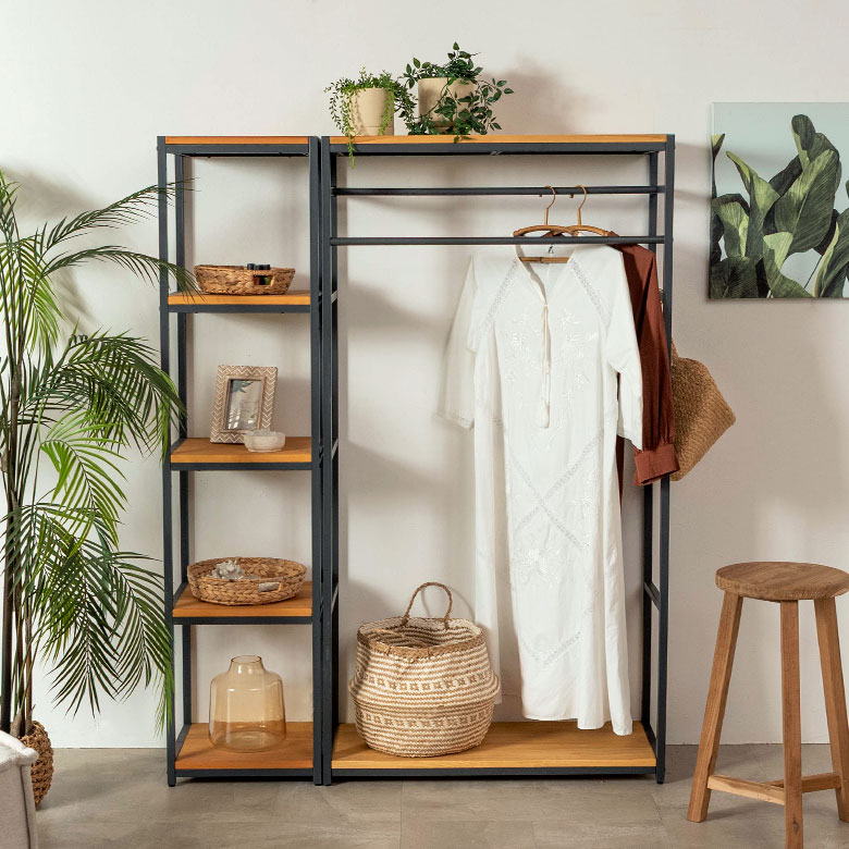 HUSハンガーラックのコーディネート