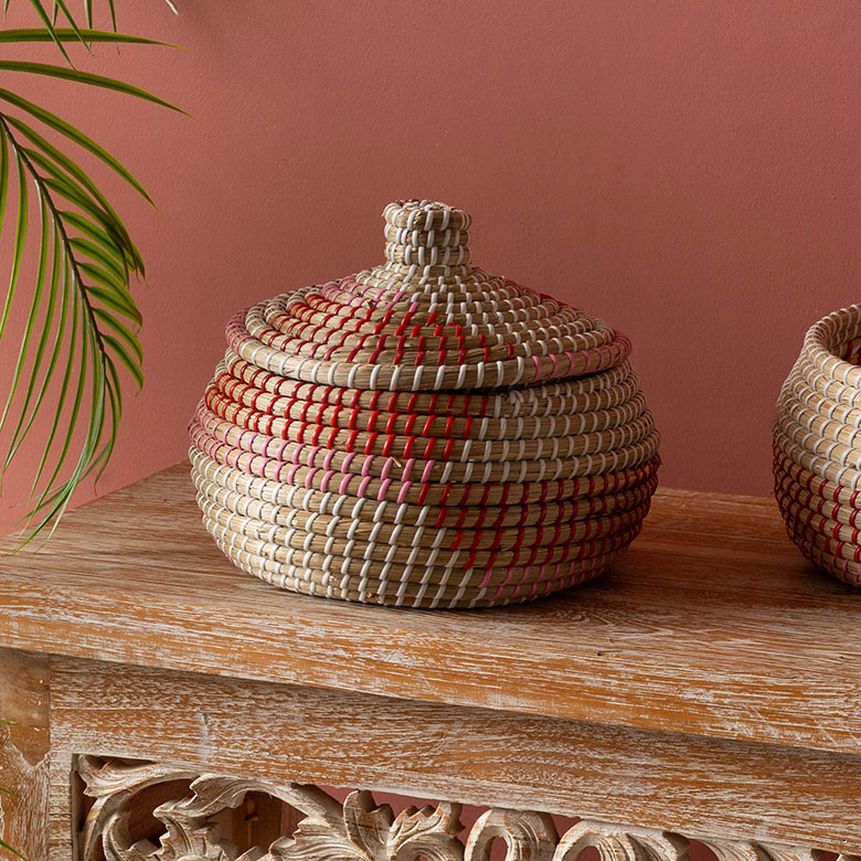 シーグラス製バスケット。収納バスケット。かご。蓋つき。フタ付き