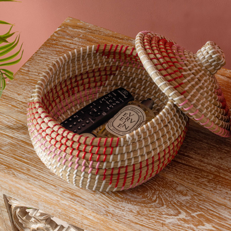 リビング、キッチン、ベッドルーム、玄関などで活躍するバスケット