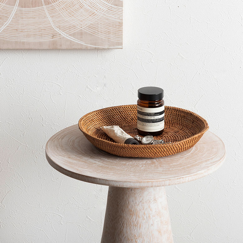 バリ島の伝統素材アタのかごバスケット