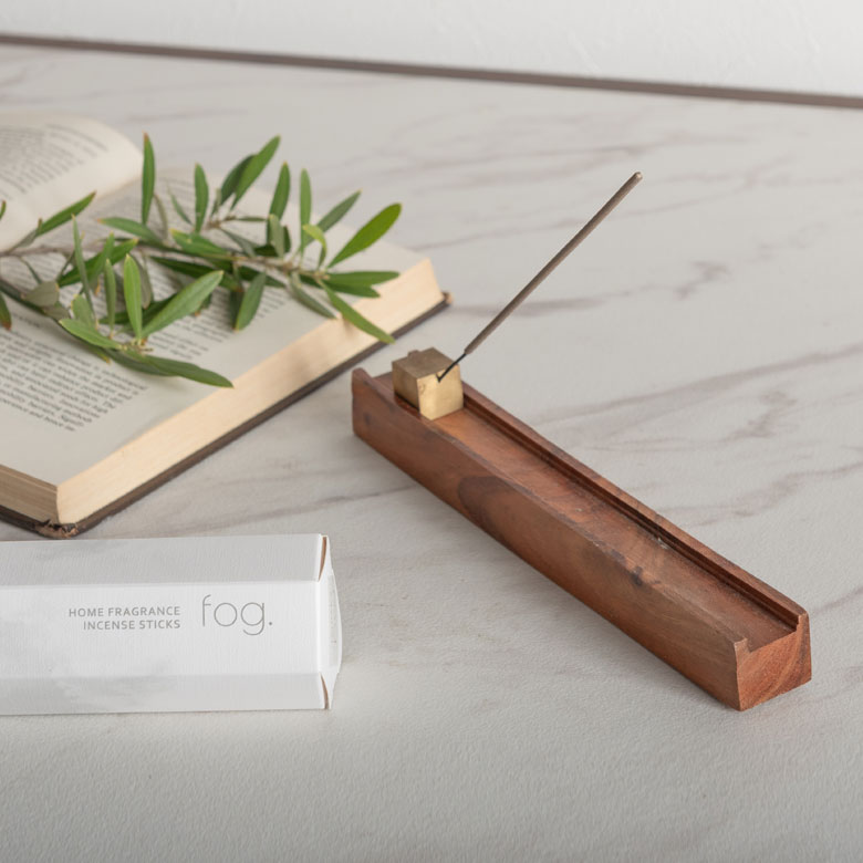 森に漂う霧をイメージしたお香