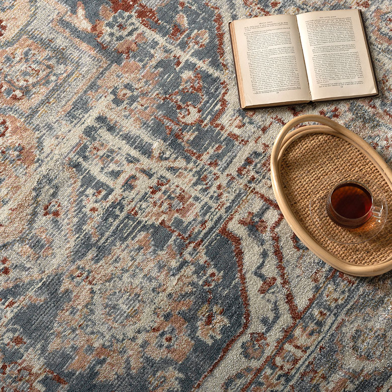 ヴィンテージ風デザインラグ