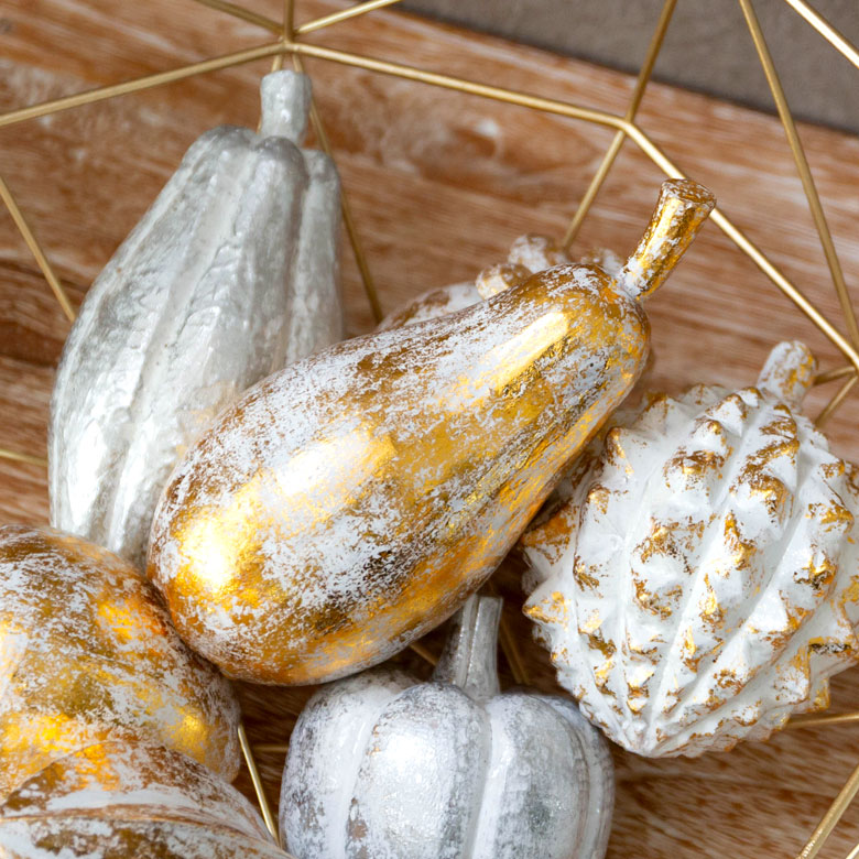 華やかなゴールドとシルバー