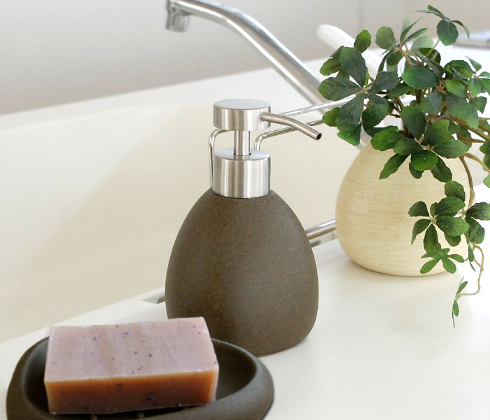 ソープディスペンサー 詰め替えボトル