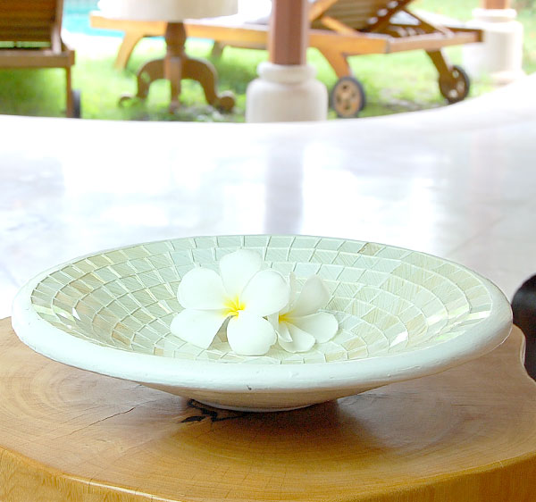 モザイクガラスのプレート