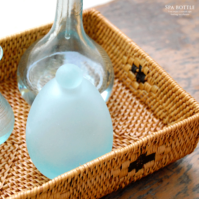 ガラスのスパボトル
