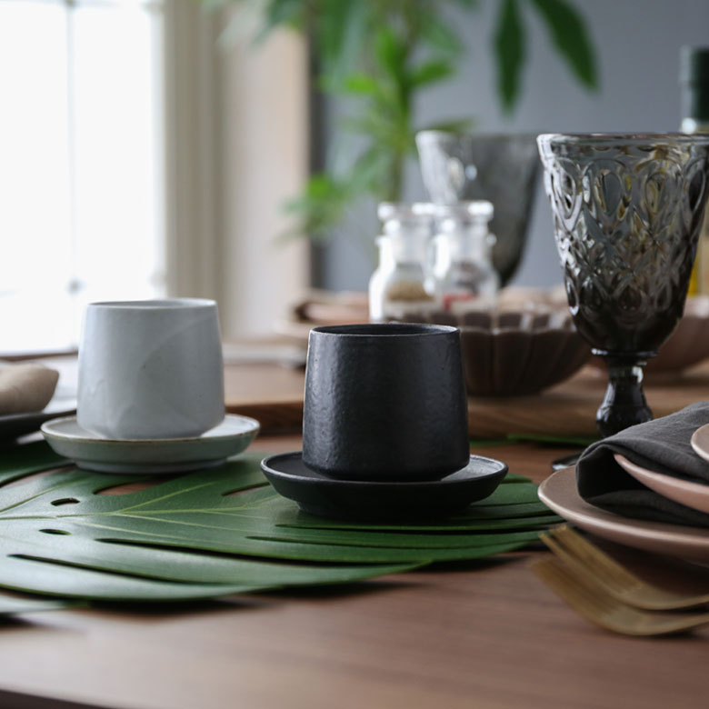 厚みのあるデザイン