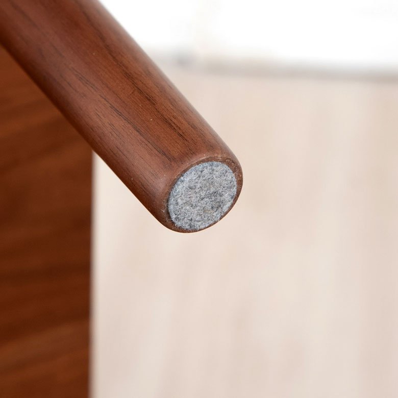 すべり止め付き