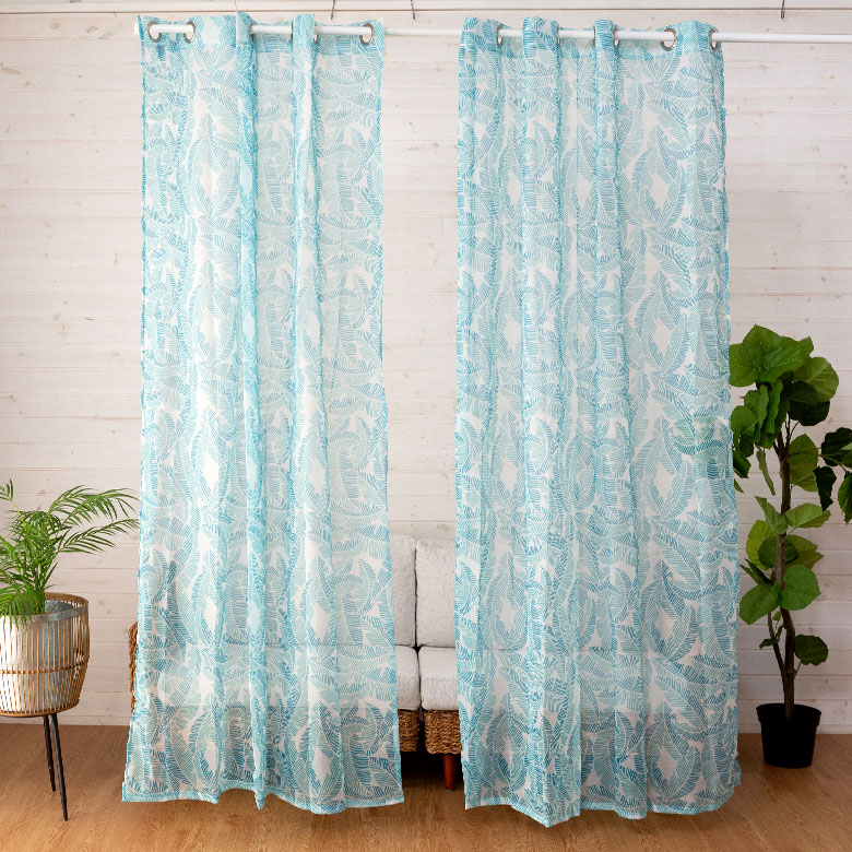 お部屋の主役になるカーテン