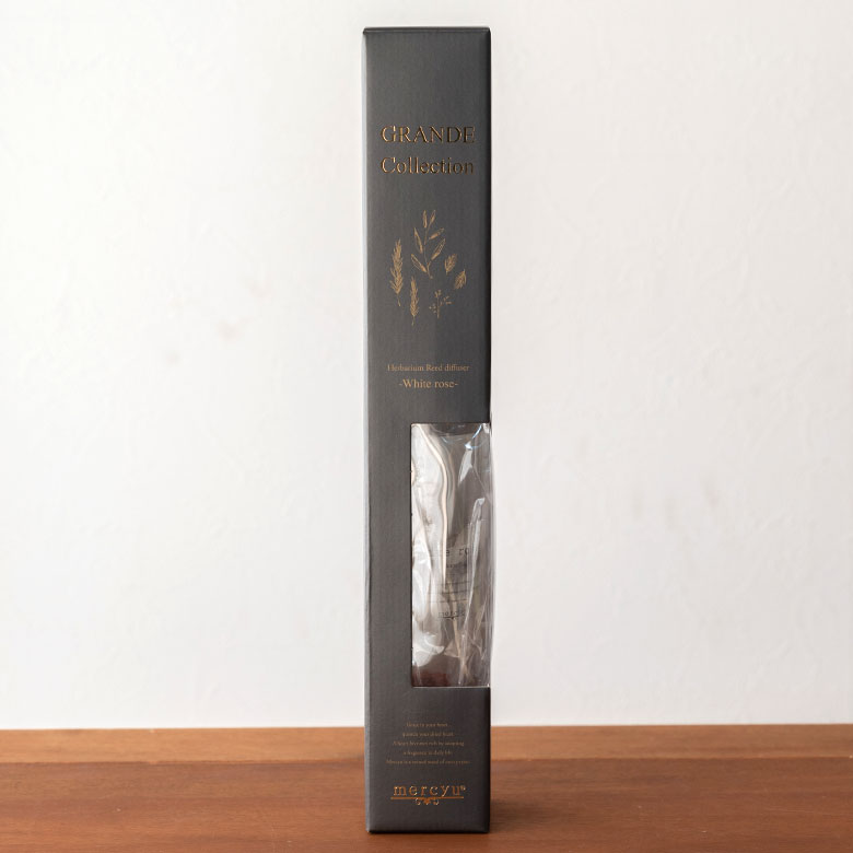 パッケージも落ち着いたデザイン