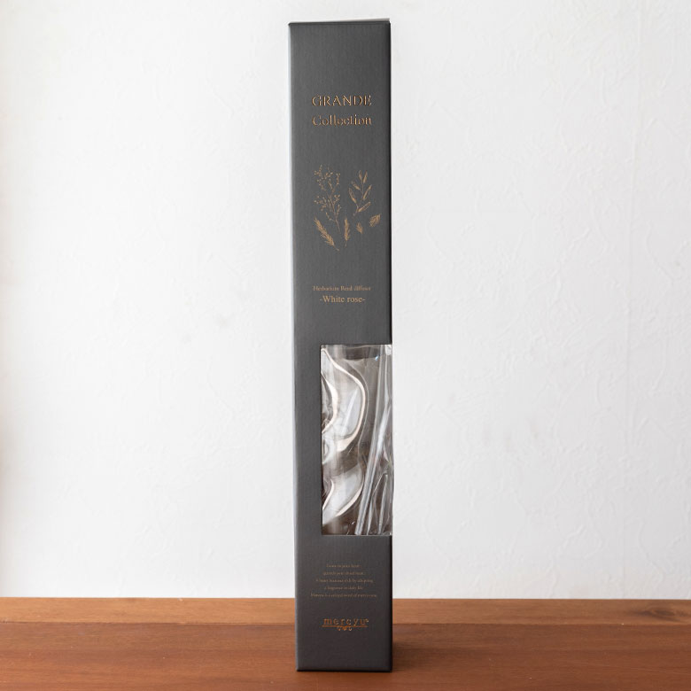 パッケージも落ち着いたデザイン