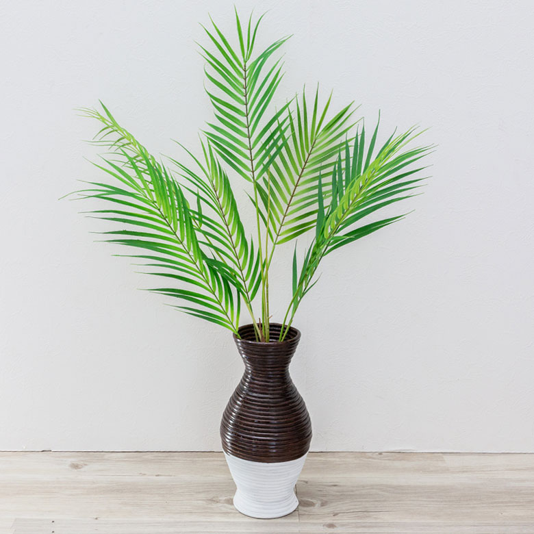 枯れない、お手入れいらず、本物そっくり