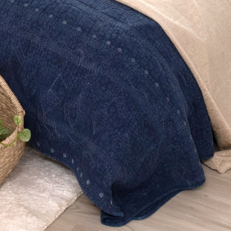 こたつカバーやベッドカバーにも