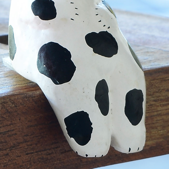 お座りした木彫りの犬の アジアン オブジェ インテリア 木彫りの動物 いぬ 飾り アニマルオブジェ 彫刻 木製デコレーション バリ 雑貨 アジアン雑貨