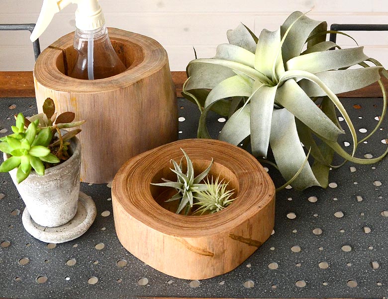 チークウッドのリバーシブルトレイ