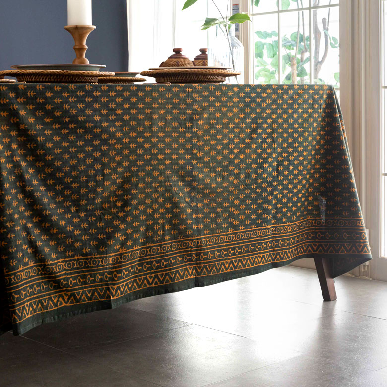 レストランみたいなワンランク上のテーブルコーデに