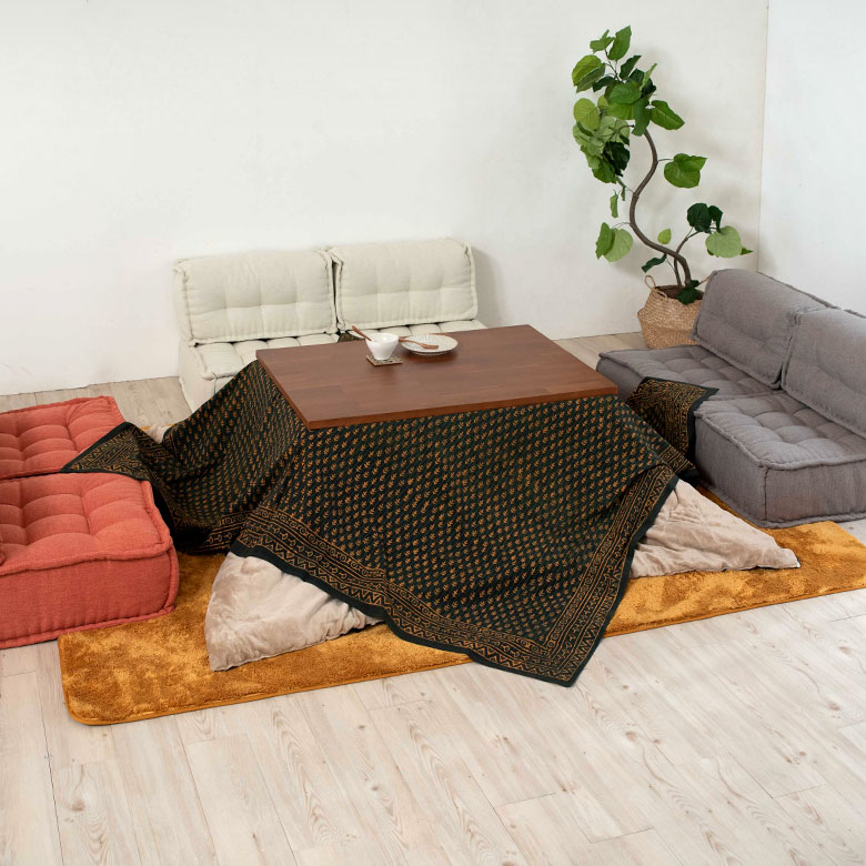 いつものこたつも違った雰囲気に