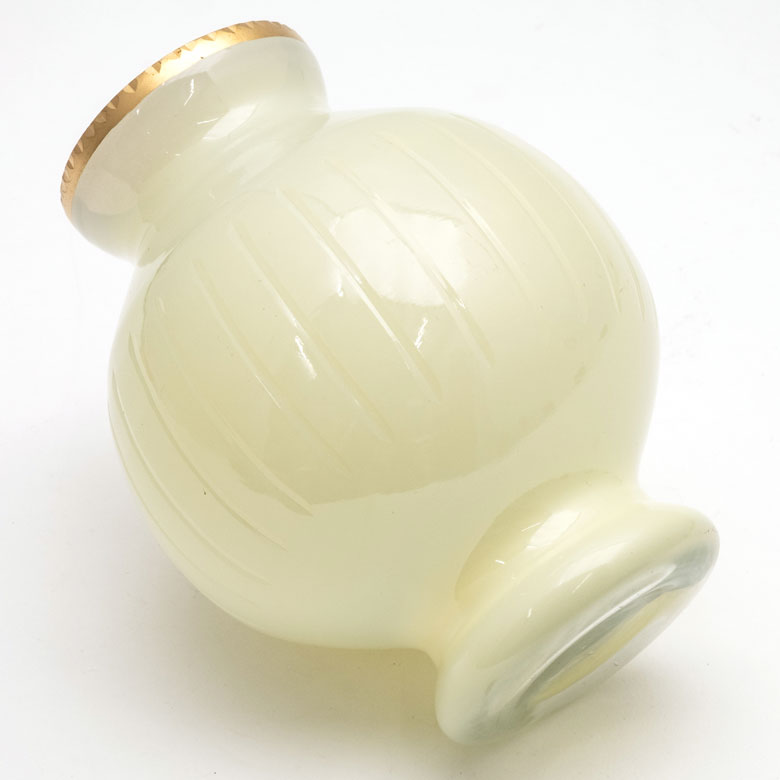 ガラス表面は、高級感があります