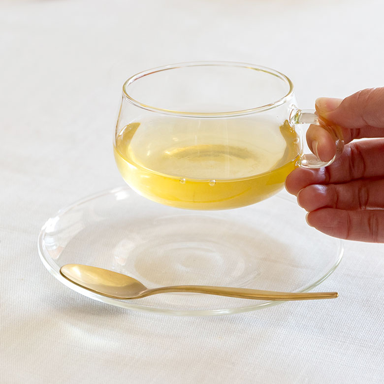 ガラスのティーカップ＆ソーサーセット