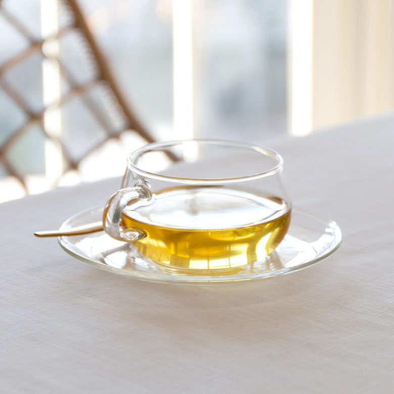 ガラスのティーカップ＆ソーサーセット